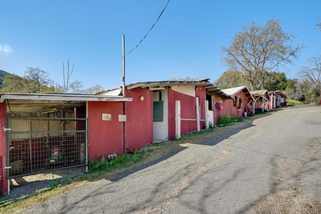 22200 Mount Eden Road Property Photo 35