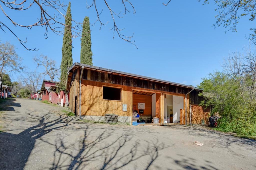 22200 Mount Eden Road Property Photo 36