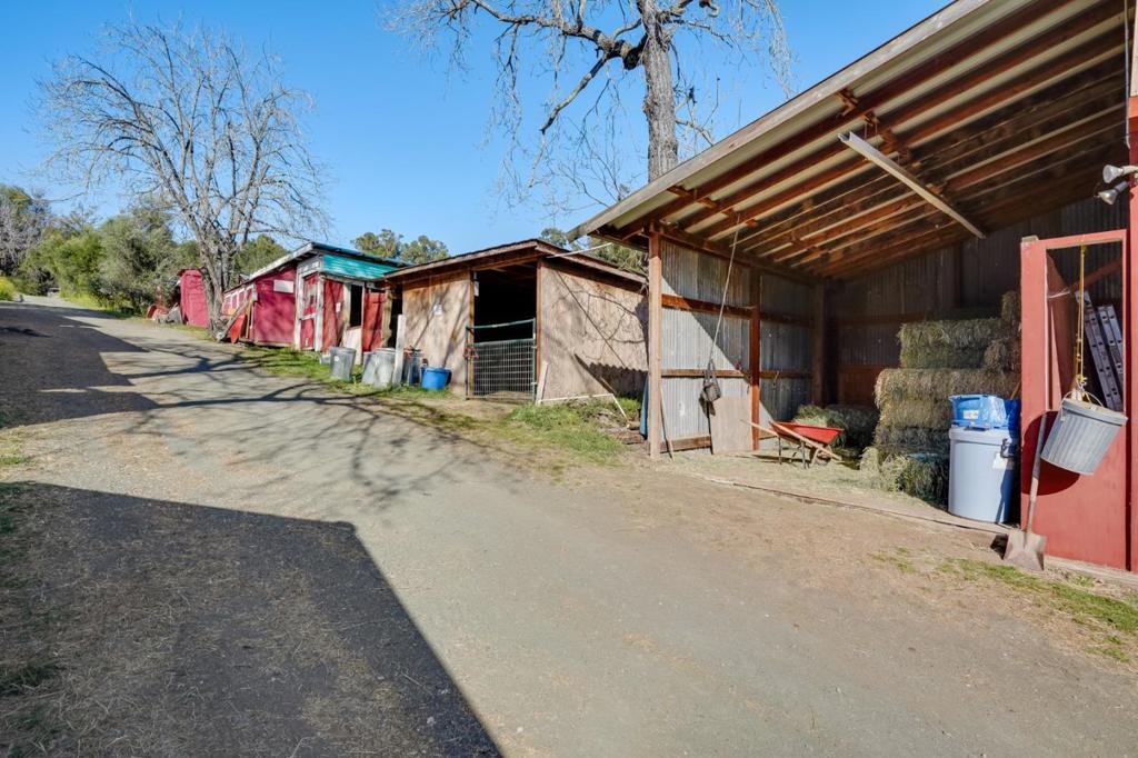 22200 Mount Eden Road Property Photo 41
