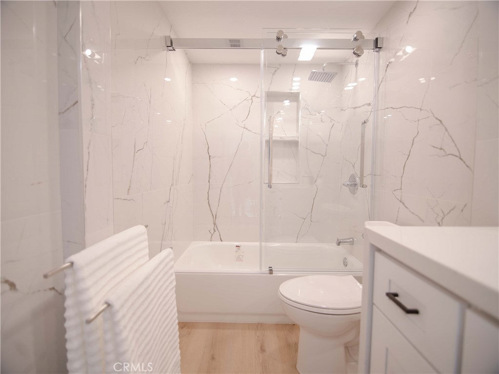 26082 Serrano Court 37 Property Photo 9
