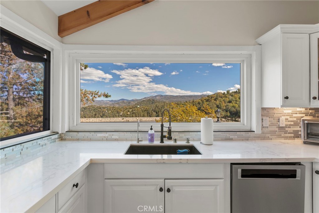 537 Canyon View Drive Property Photo