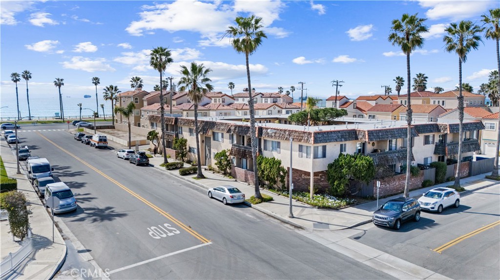 Huntington Beach Real Estate Listings Main Image