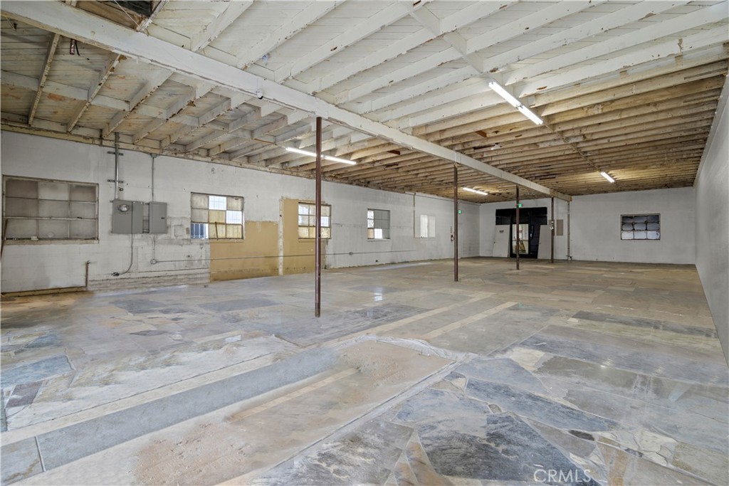 11023 Sherman Way Property Photo 2