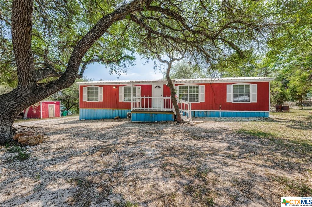 680 & 664 Grandview Bend Property Photo 1
