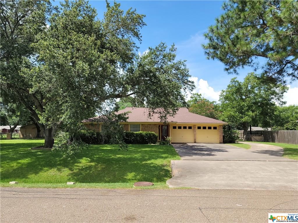 605 Broadmoor Street Property Photo 1