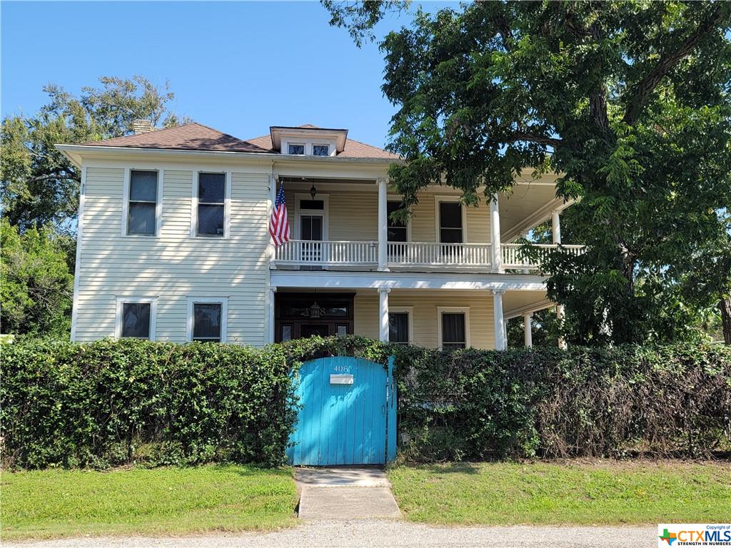 408 E Murray Street Property Photo 1