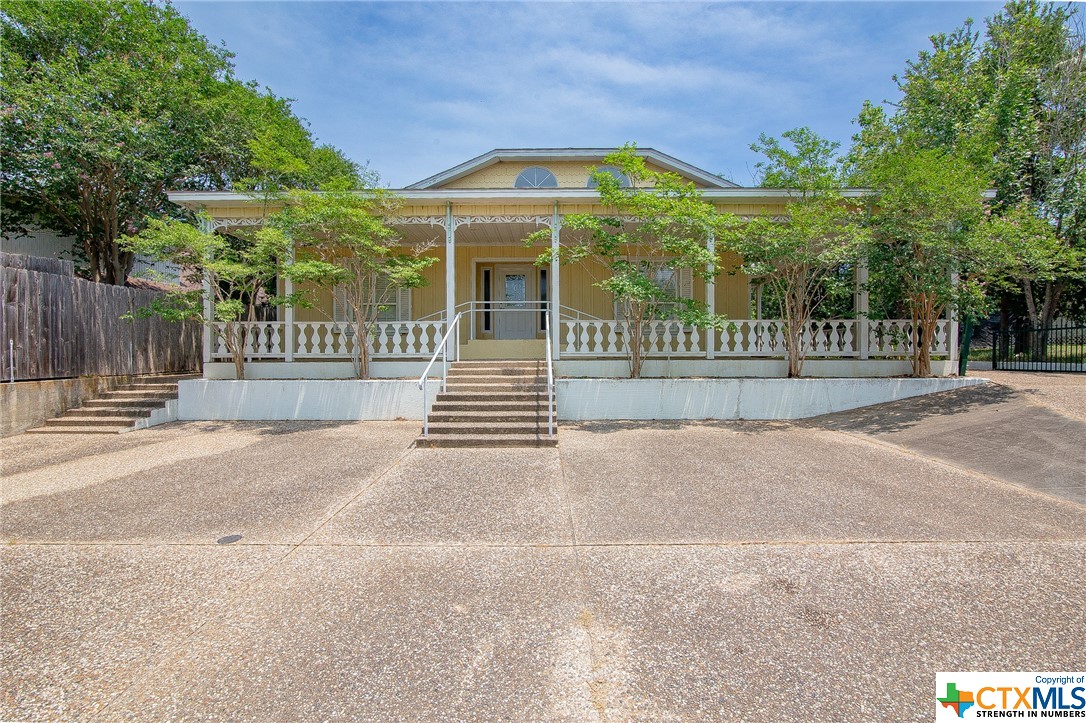 106 N Craig Property Photo 1