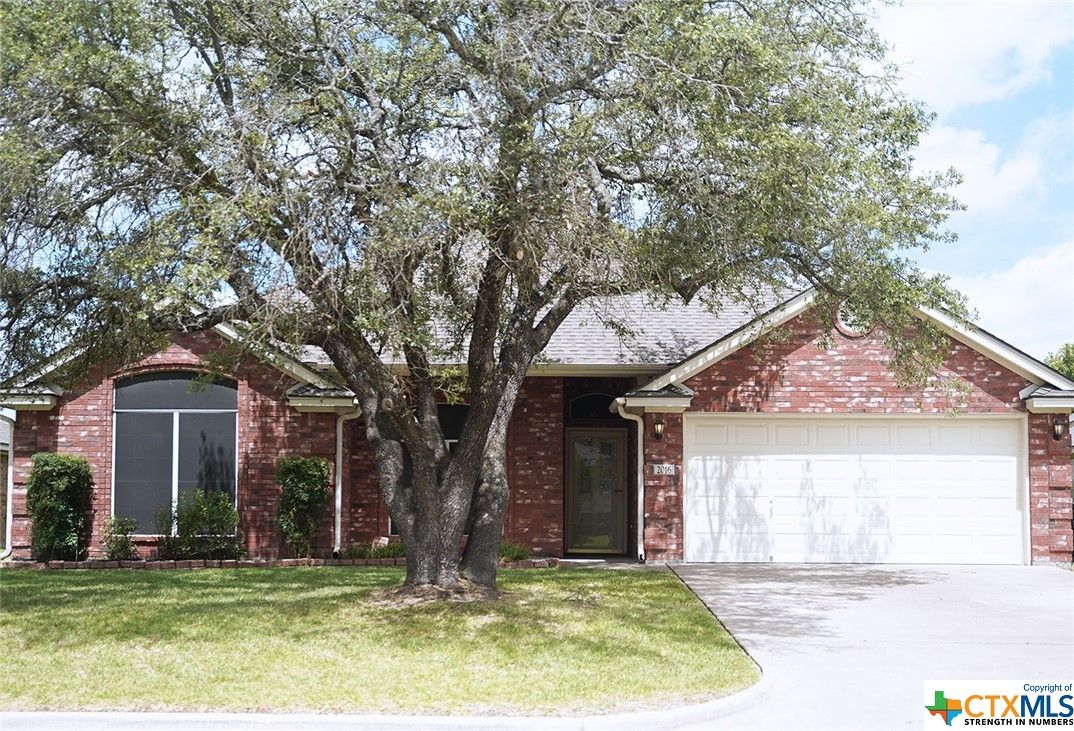 2016 Merlin Drive Property Photo 1