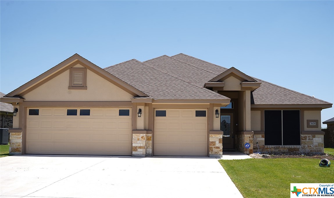 7608 Zircon Drive Property Photo 1
