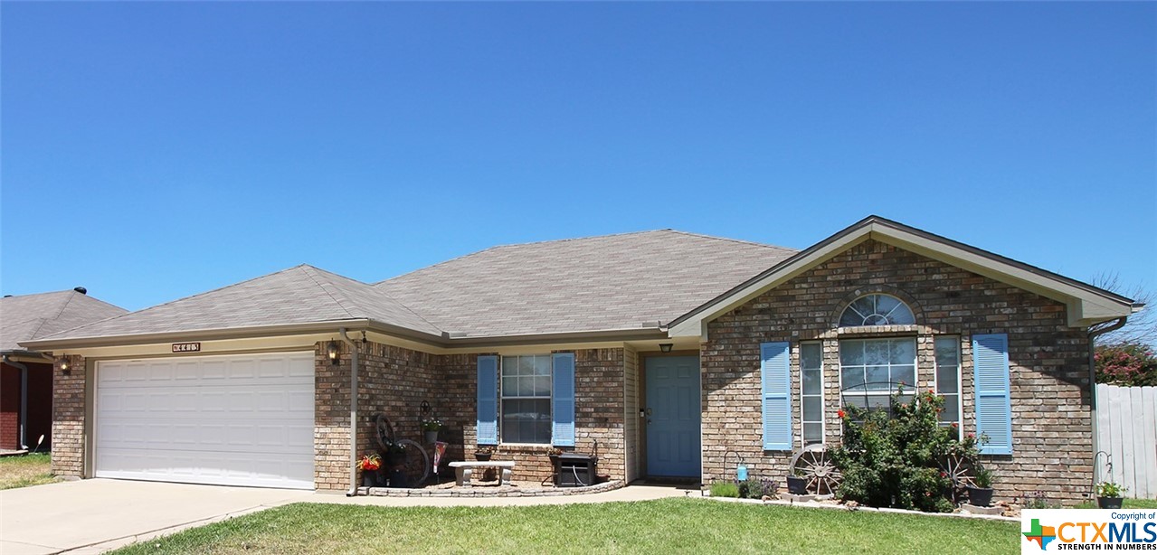 4413 Pete Drive Property Photo 1