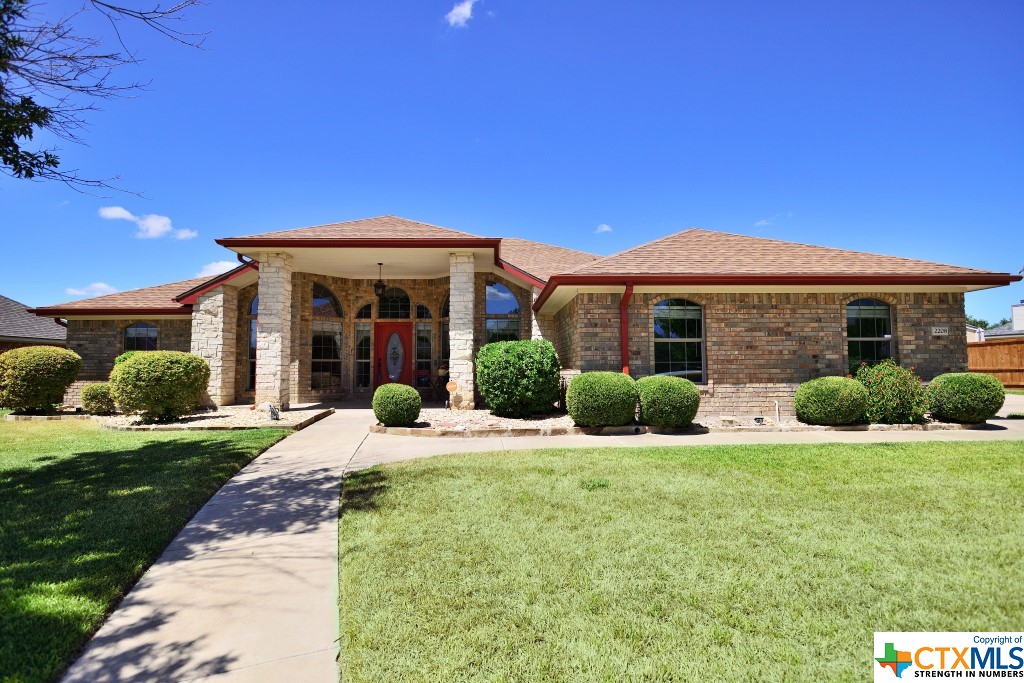 2208 Addax Trail Property Photo 1