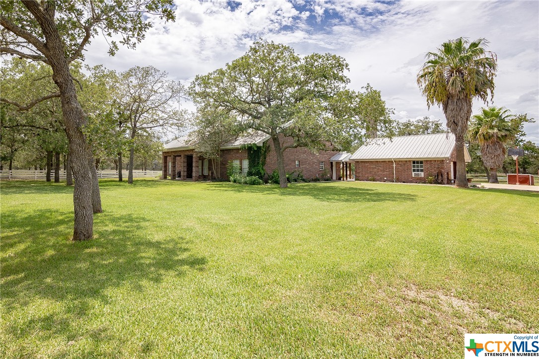 1375 Fannin Oaks Dr. Property Photo 1