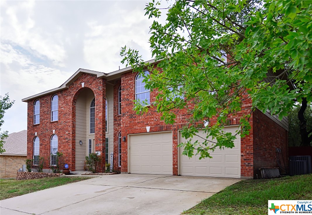 718 Cattail Circle Property Photo 1