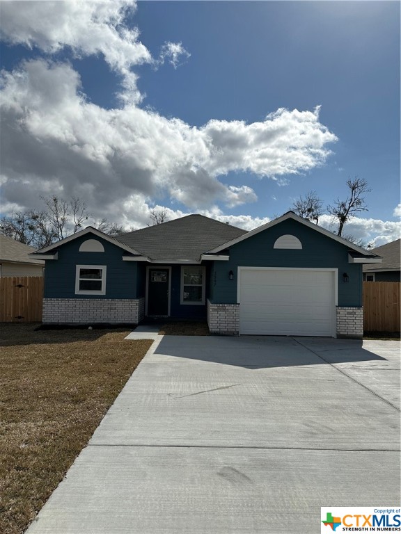 3507 Hanselman Road Property Photo 1