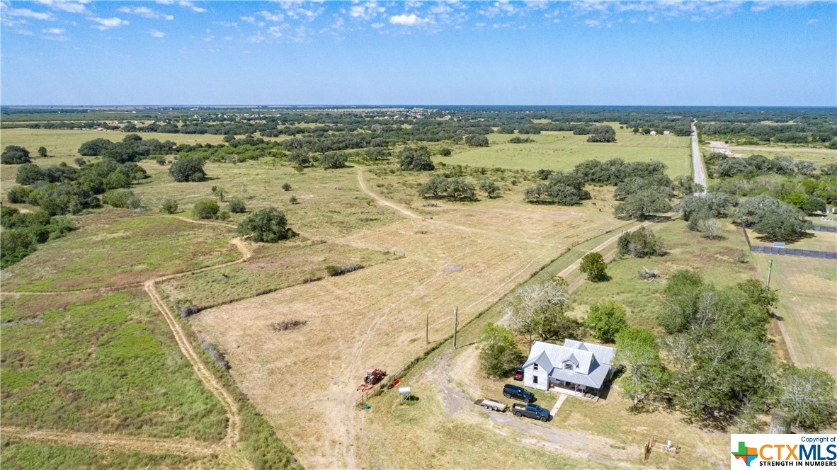 924 Tipton Road Property Photo 1