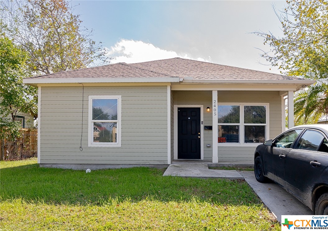 2405 E Red River Street Property Photo 1