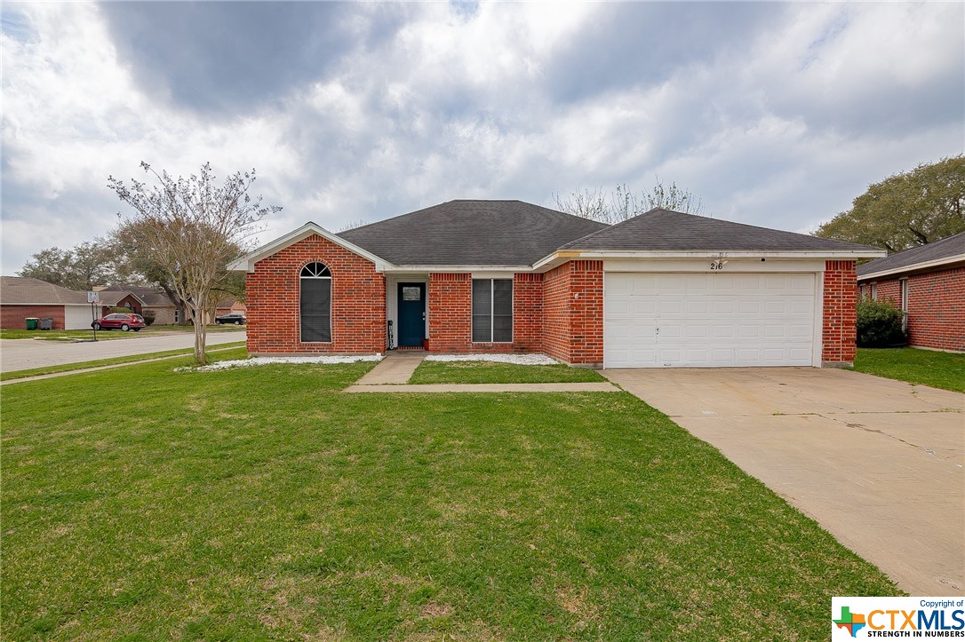 216 Sunset Drive Property Photo 1