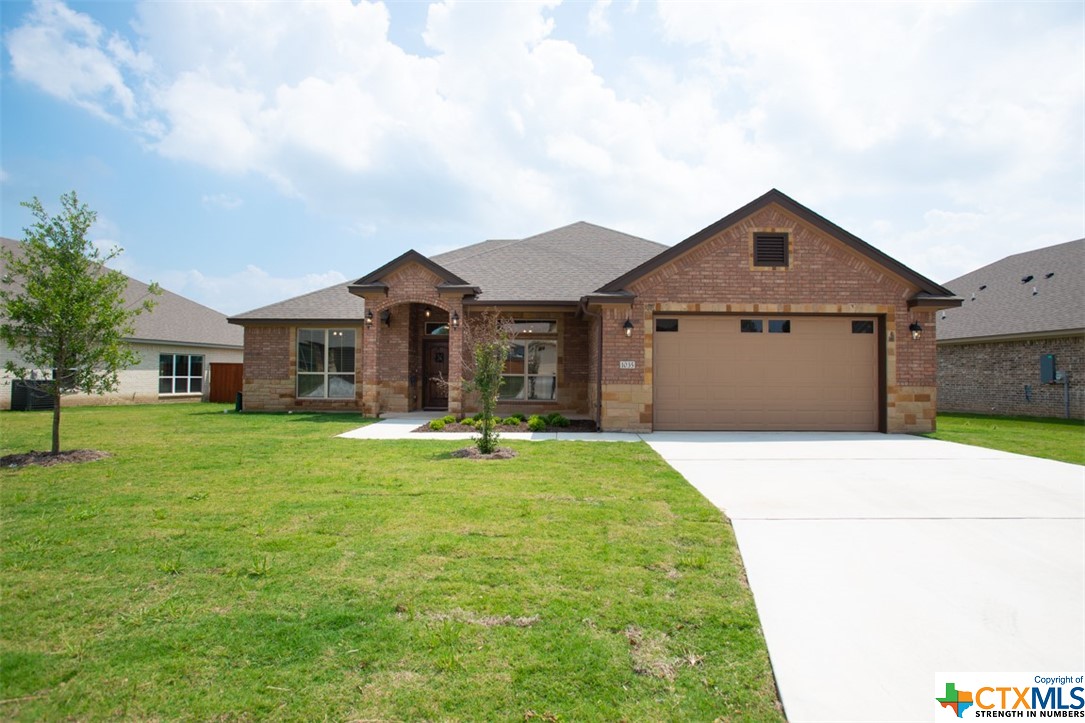 1035 Winchester Drive Property Photo 1