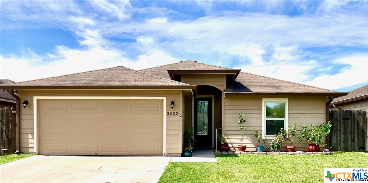 3002 Lenora Drive Property Photo 1