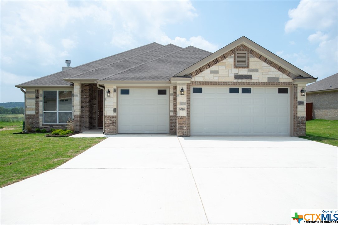 1019 Winchester Drive Property Photo 1