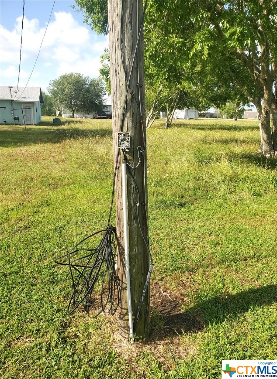 1207 W Dallas Avenue Property Photo 3