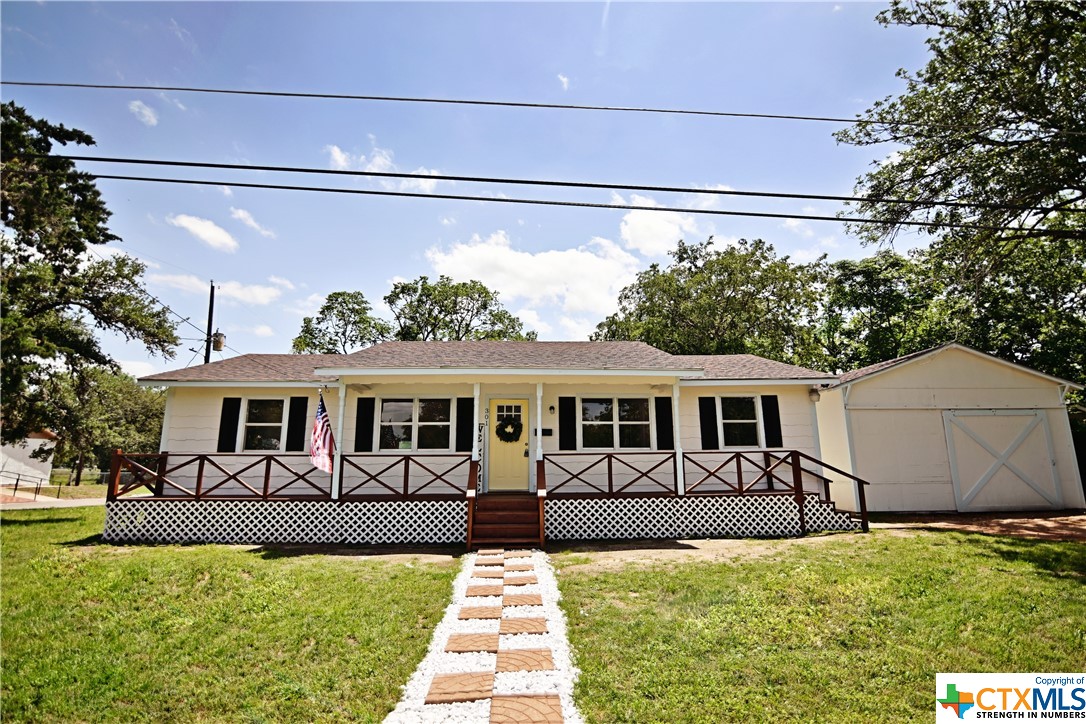 301 King Street Property Photo 1
