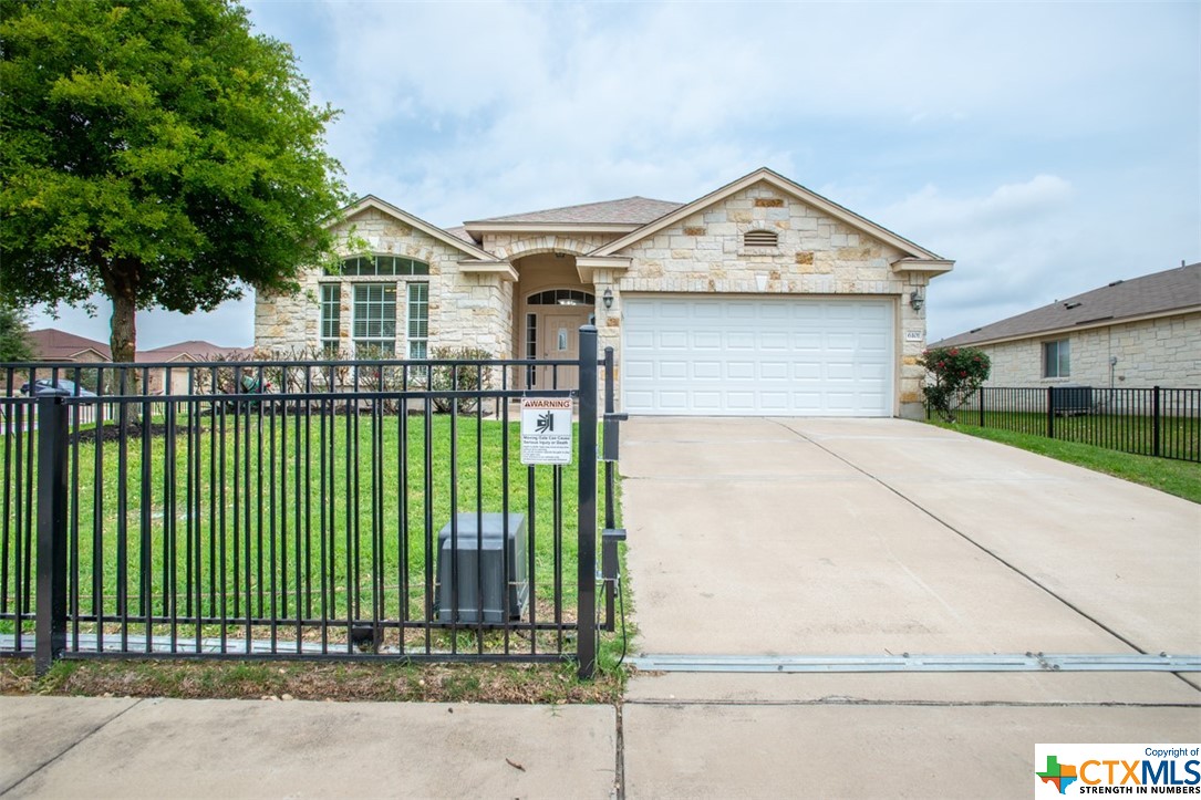 6101 Sue Anne Property Photo 1