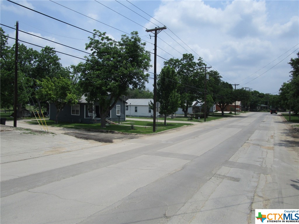 840 S Castell Avenue Property Photo 6