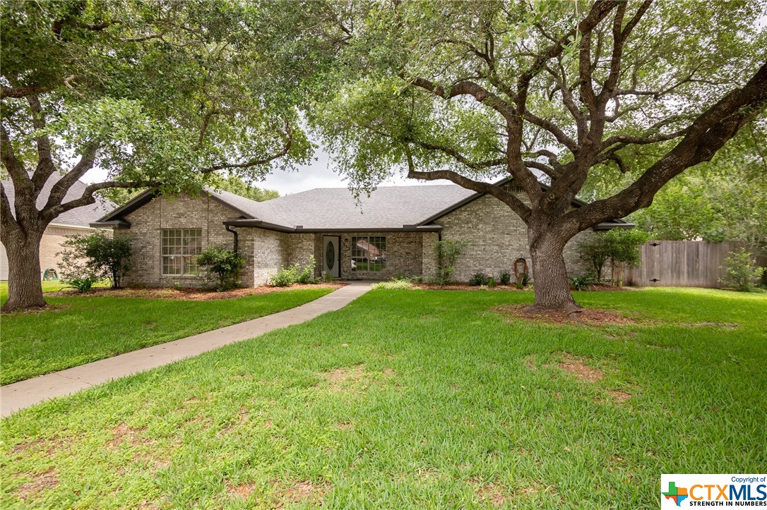 213 Windrock Drive Property Photo 1