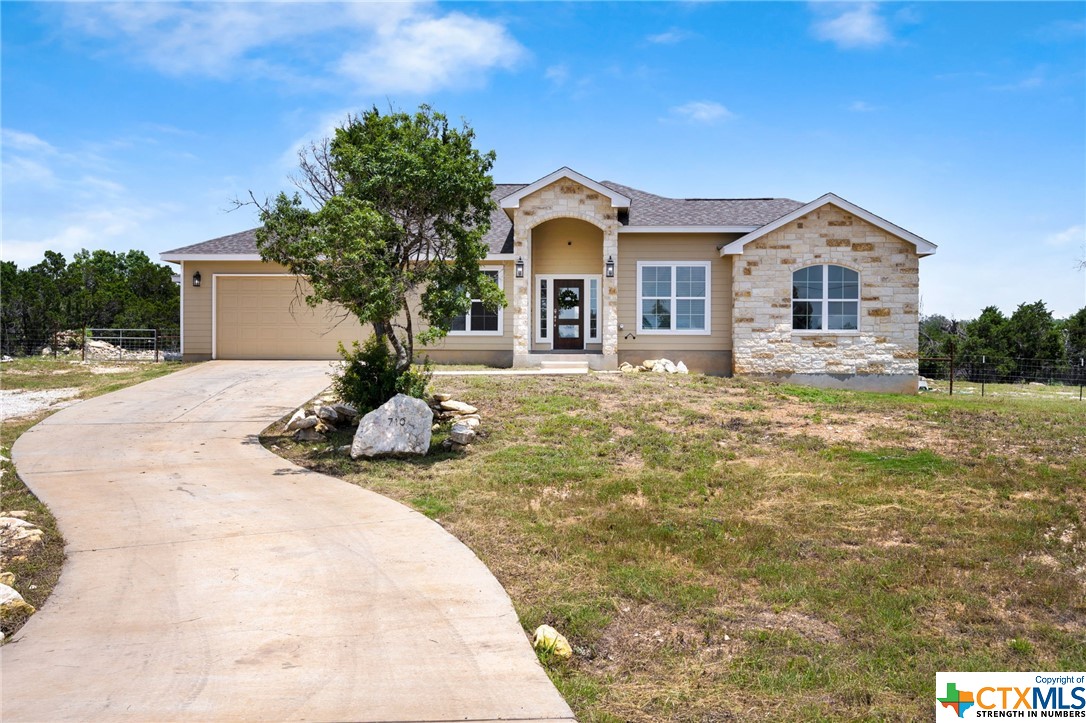 710 Stars And Stripes Property Photo 1