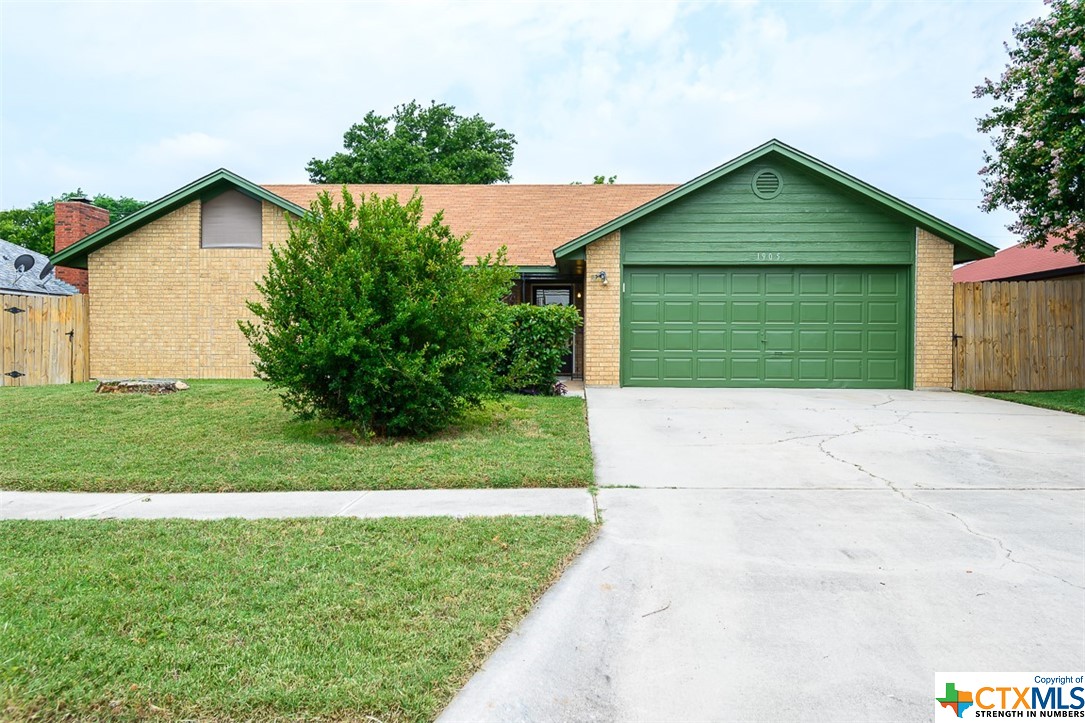 1905 Twilight Drive Property Photo 1