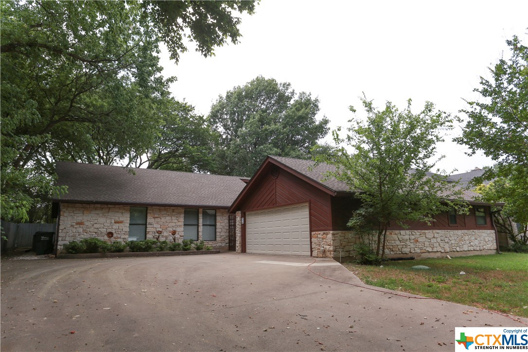 115 Bogie Drive Property Photo 1