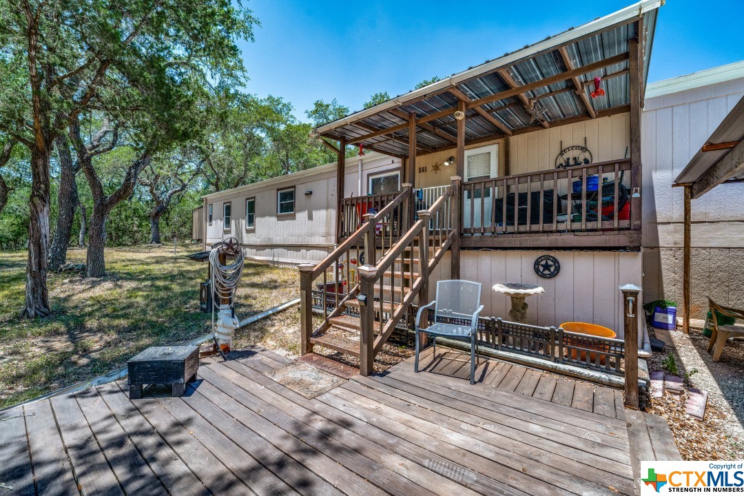 561 Oak Meadows Property Photo 1