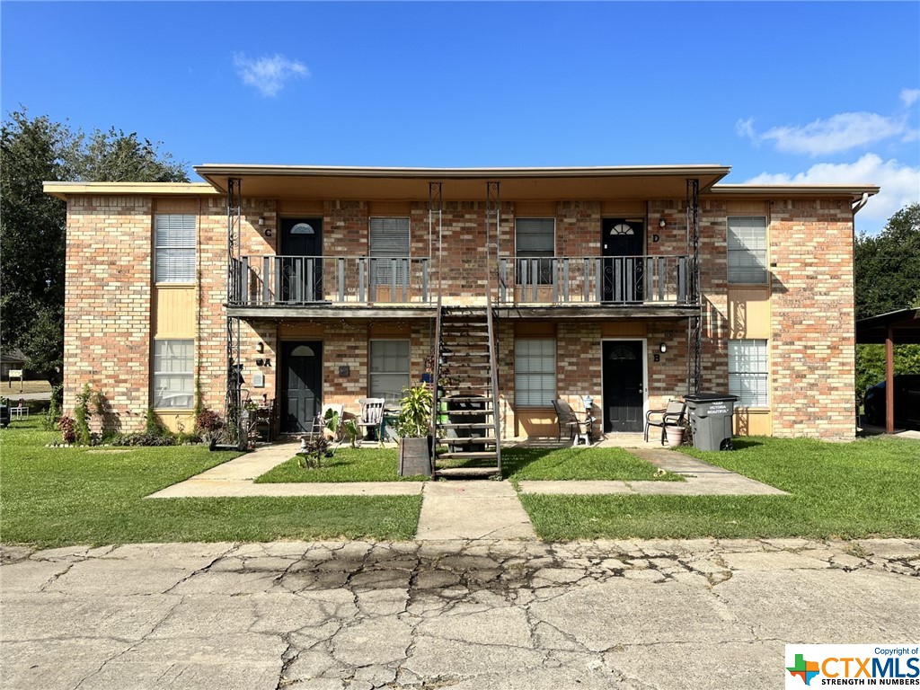 905 Simpson Road Property Photo 1