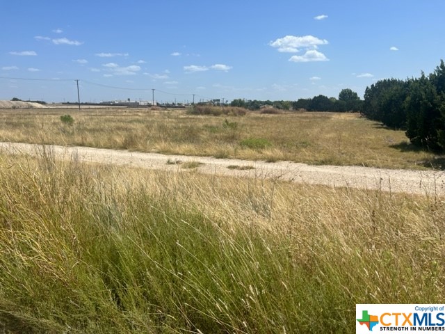 4302 Cunningham Road Property Photo 2