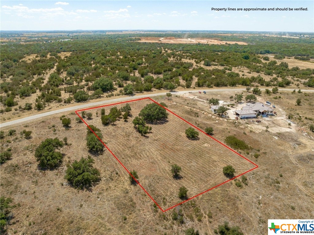 301 Strada Luca Property Photo 3