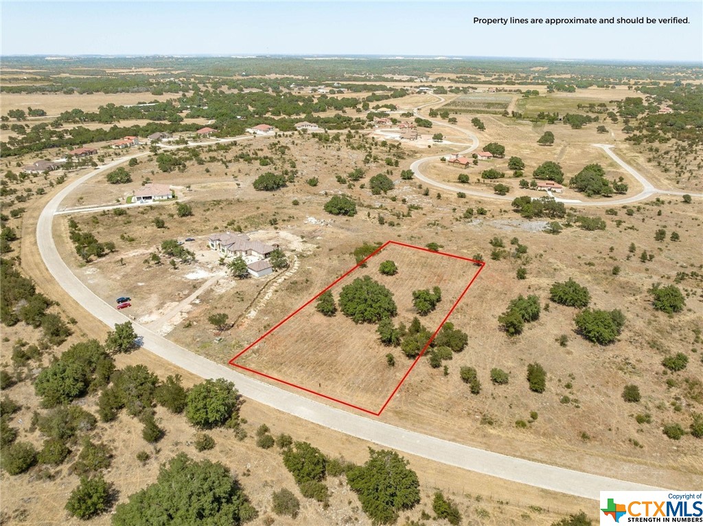 301 Strada Luca Property Photo 6