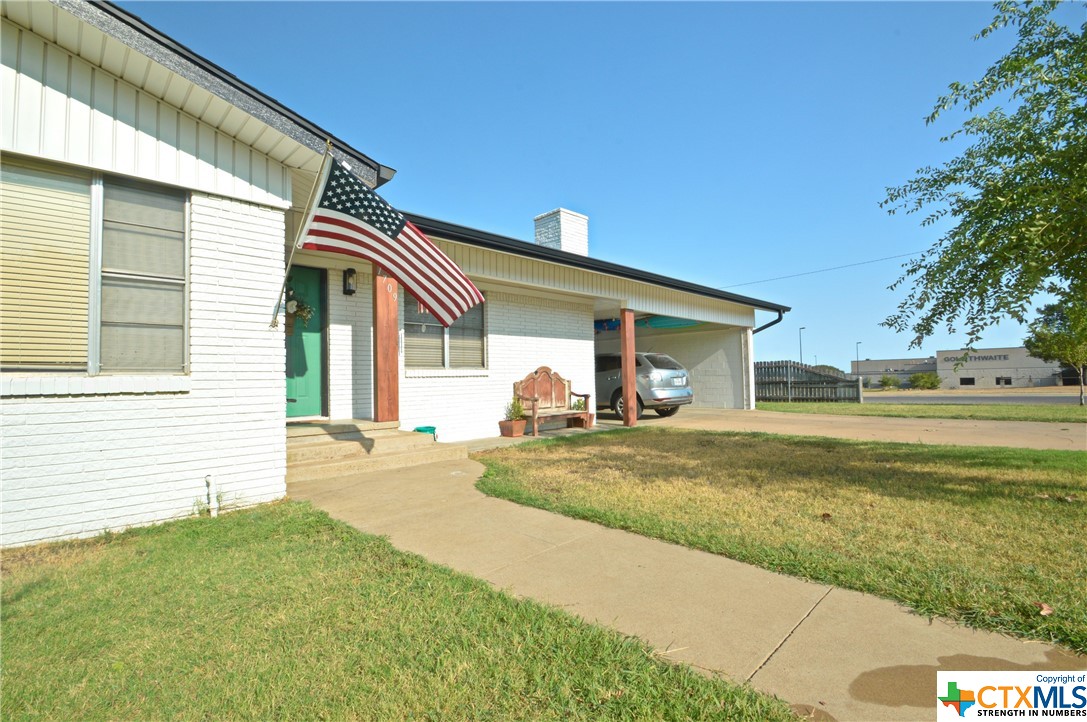 1709 Clyde Street Street Property Photo 1