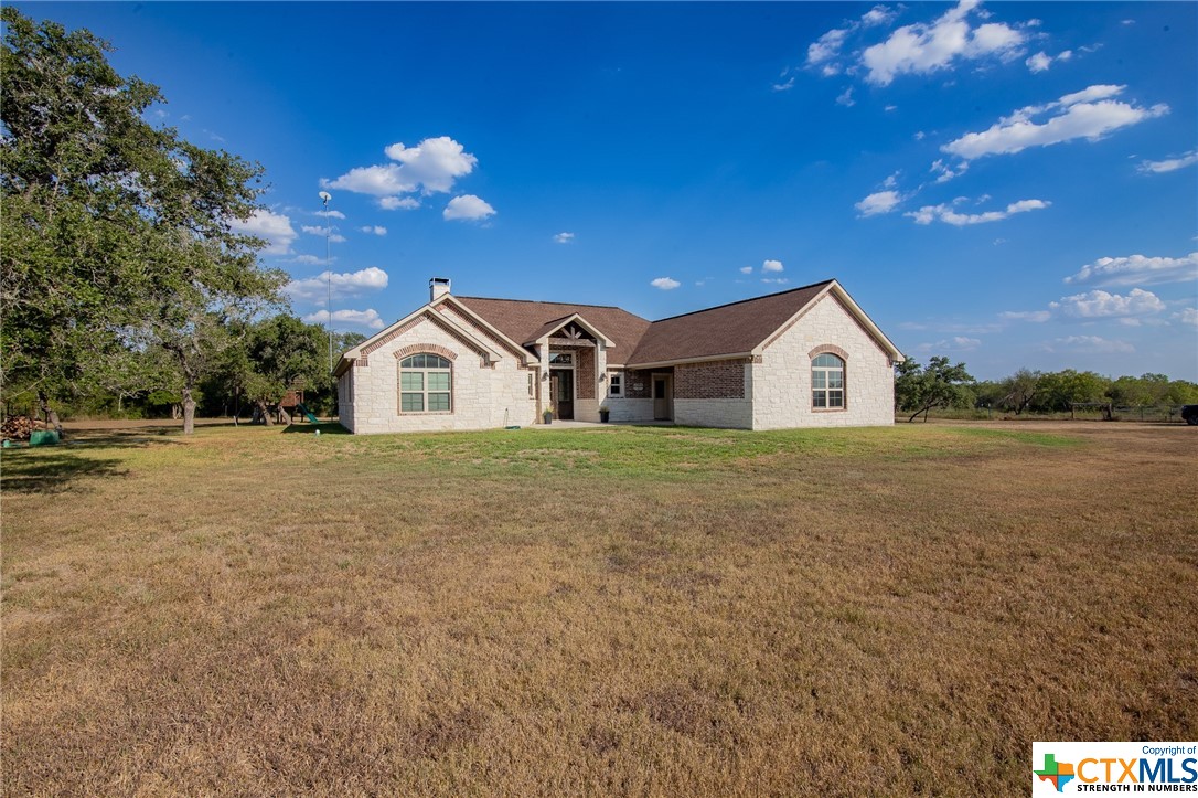 9095 Us Highway 183 S Property Photo 1