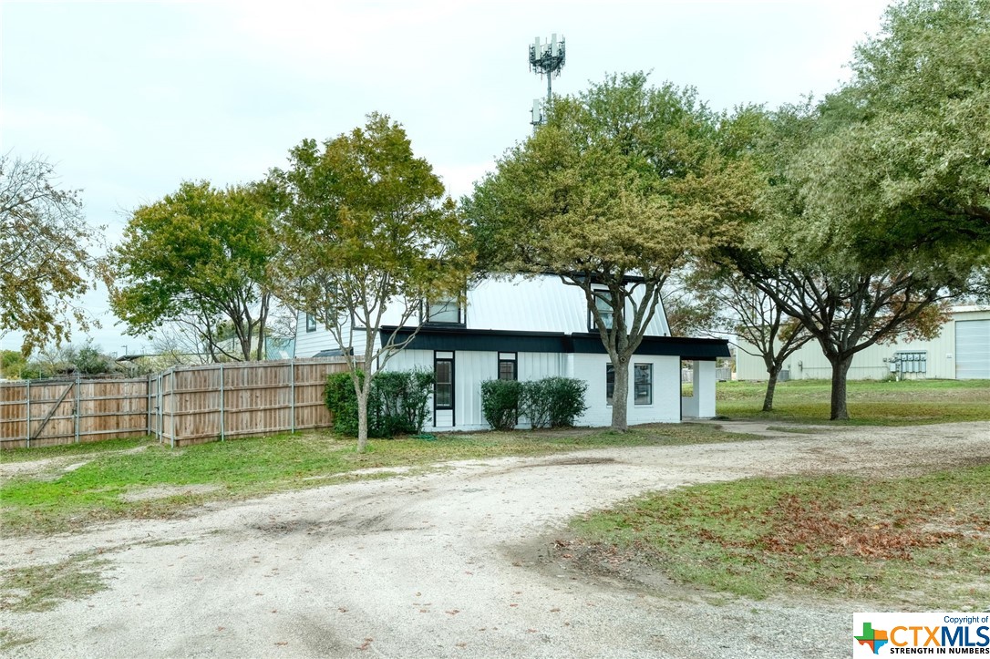 20500 Keilman Lane Property Photo 6