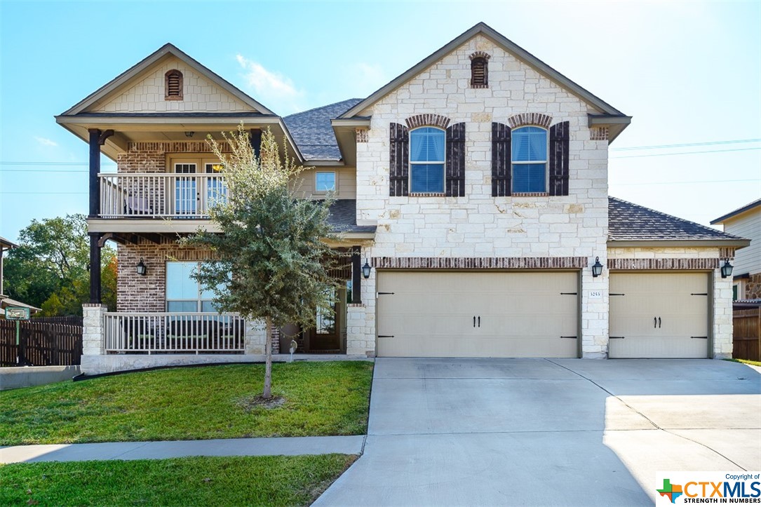 3253 Vineyard Trail Property Photo 1