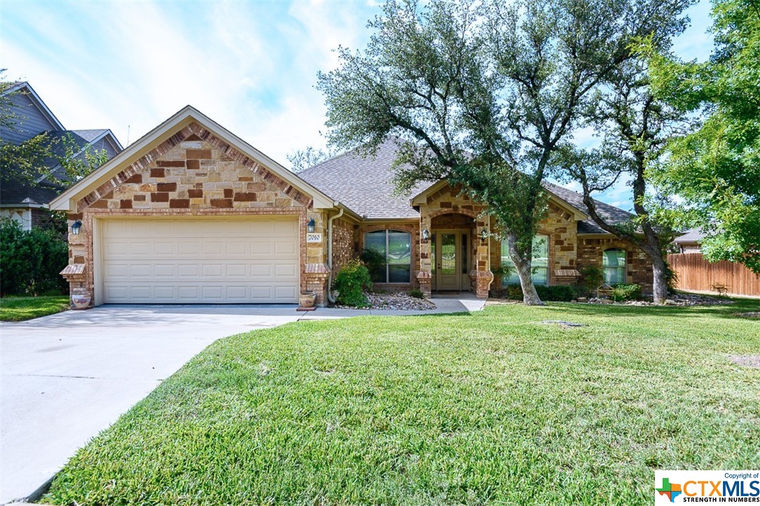 7010 Chimney Hill Drive Property Photo 1