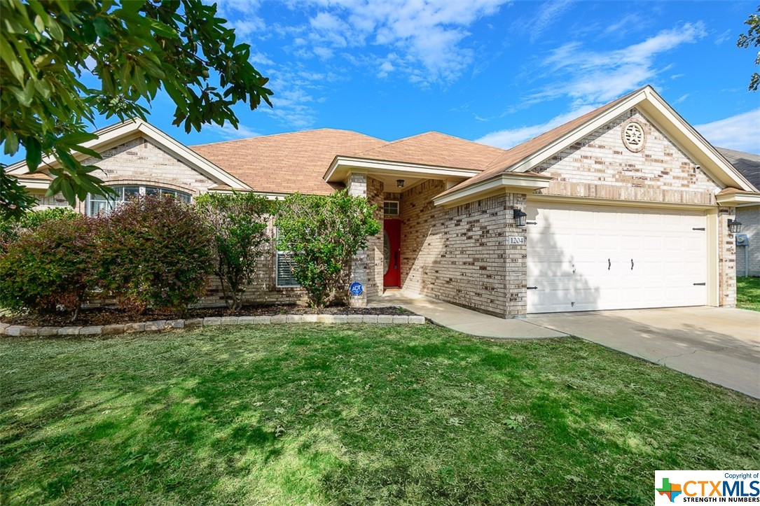 1204 Chaucer Lane Property Photo 1