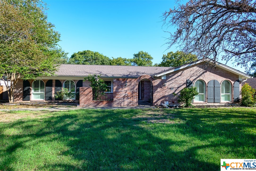 1118 Shine Lane Property Photo 1