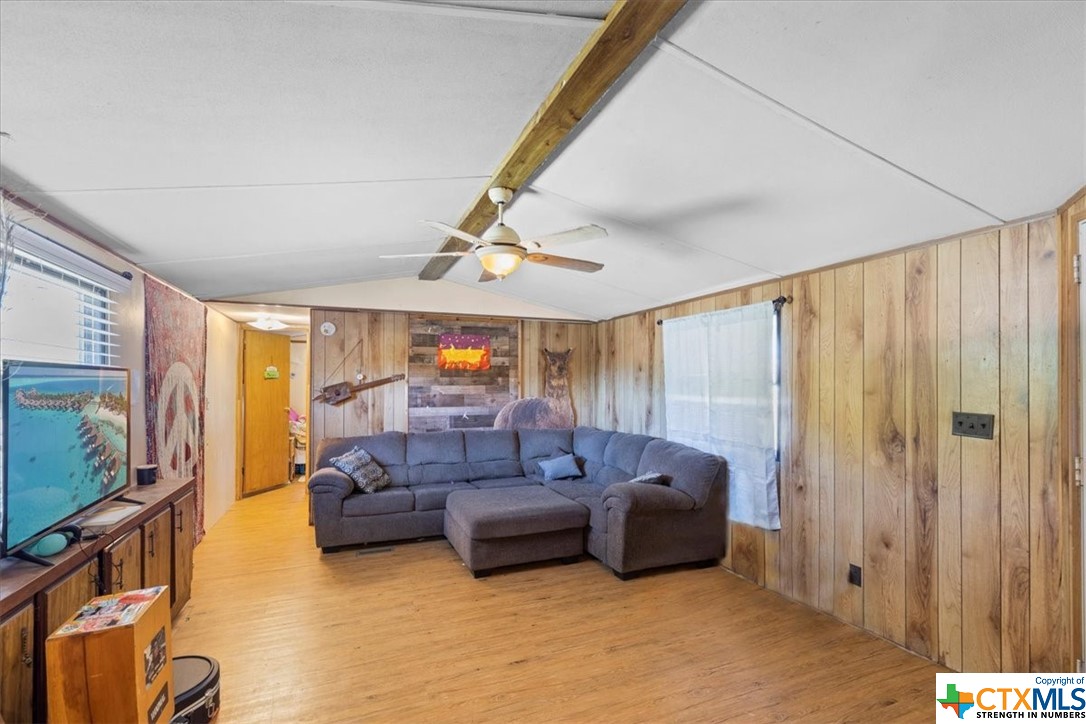 1411 B Democrat Street Property Photo 4