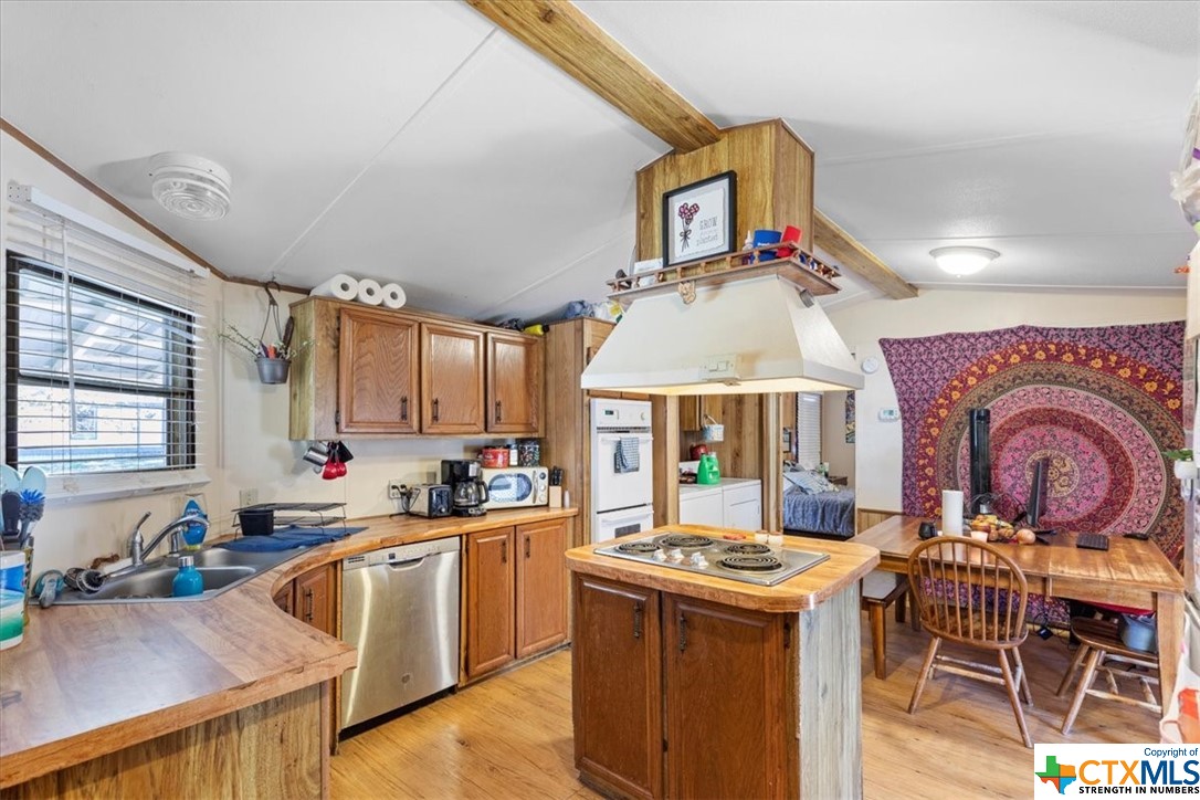 1411 B Democrat Street Property Photo 6