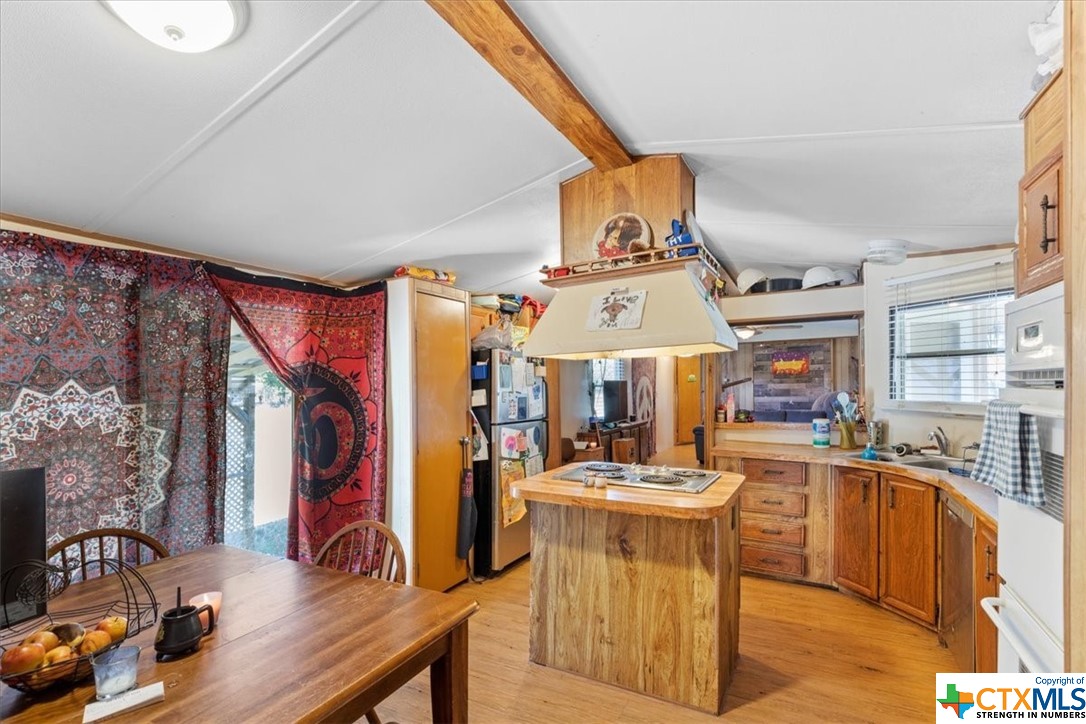 1411 B Democrat Street Property Photo 8