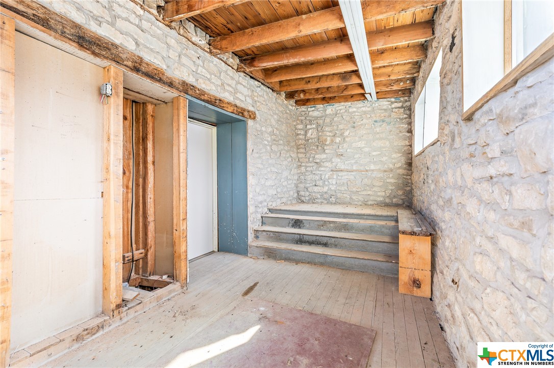 117 N Rice Property Photo 36