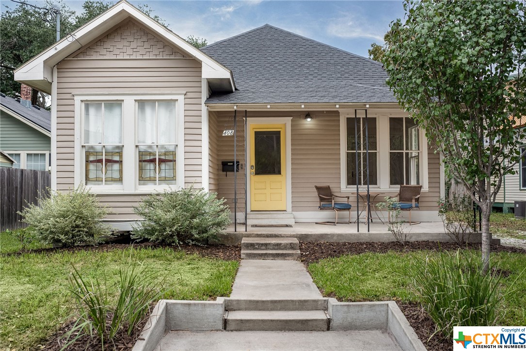 408 W Brazos Street Property Photo 1