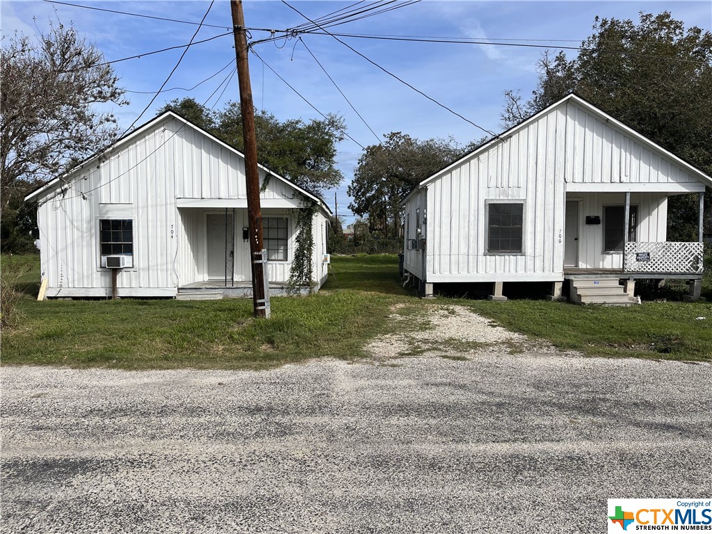 704 & 706 E Forrest Street Property Photo 1
